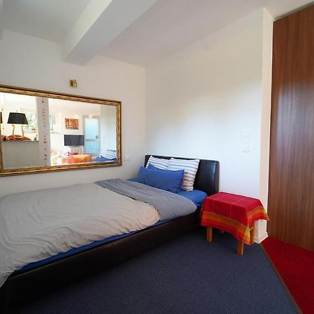 Freundliche Ferienwohnung バート・ウーラッハ エクステリア 写真