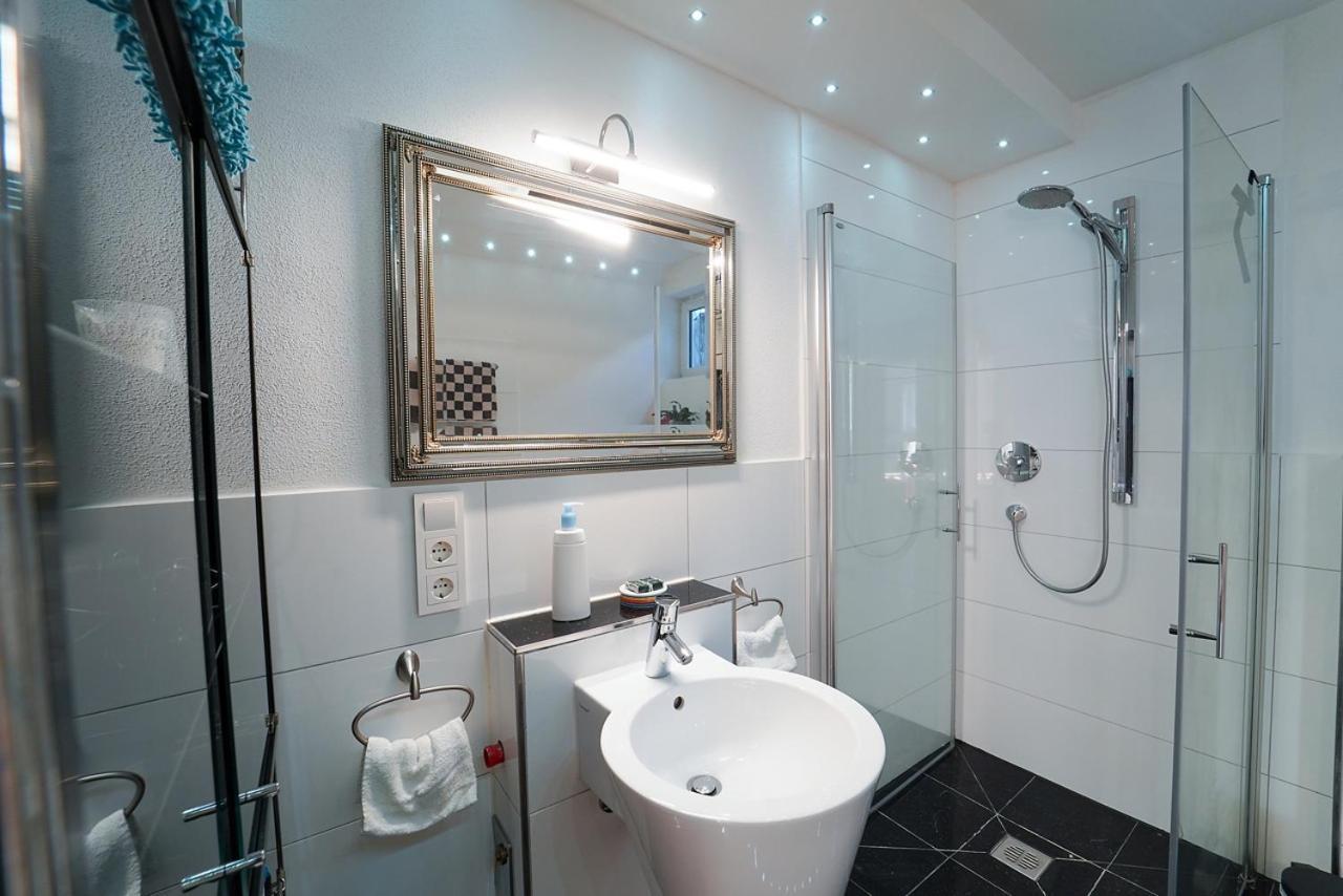 Freundliche Ferienwohnung バート・ウーラッハ エクステリア 写真